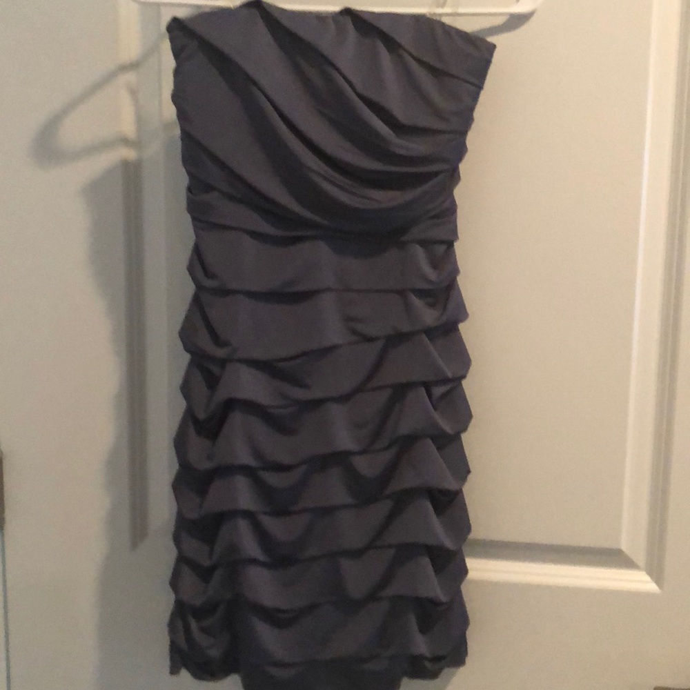 Strapless grey dress